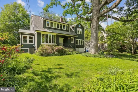 6404 Western Ave, Chevy Chase, MD 20815