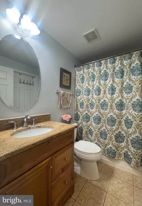 Bath - 14560 Farmcrest Pl, Silver Spring, MD 20905 photo 1 of 1