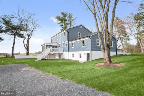 Exterior - 21611 Slidell Rd, Boyds, MD 20841 photo 11 of 11