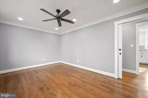 Living - 21611 Slidell Rd, Boyds, MD 20841 photo 7 of 7