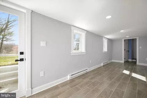 Entry Way - 21611 Slidell Rd, Boyds, MD 20841 photo 8 of 8