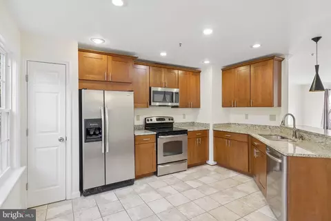Kitchen - 14214 Plum Run Way, Silver Spring, MD 20906 photo 3 of 3