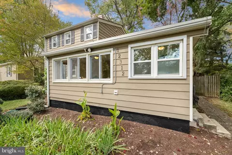 Exterior - 12312 Valleywood Dr, Silver Spring, MD 20902 photo 4 of 17