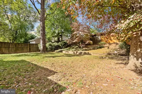 Exterior - 12312 Valleywood Dr, Silver Spring, MD 20902 photo 7 of 17