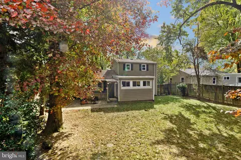 Exterior - 12312 Valleywood Dr, Silver Spring, MD 20902 photo 10 of 17