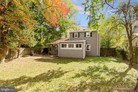 Exterior - 12312 Valleywood Dr, Silver Spring, MD 20902 photo 3 of 17