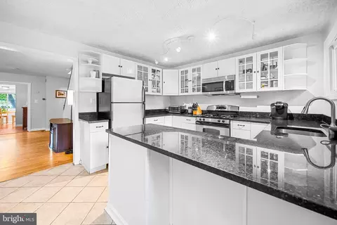 Kitchen - 12312 Valleywood Dr, Silver Spring, MD 20902 photo 1 of 5