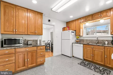 Kitchen - 12829 Baker Dr, Silver Spring, MD 20904 photo 3 of 6