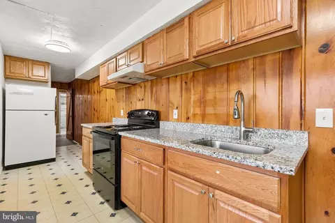 Kitchen - 12829 Baker Dr, Silver Spring, MD 20904 photo 4 of 6
