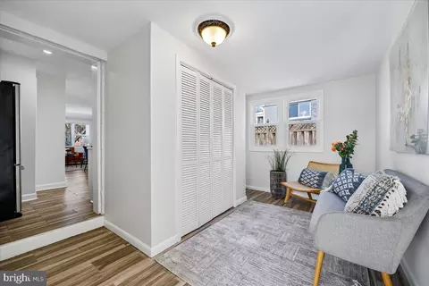 Entry Way - 12526 Epping Ct, Silver Spring, MD 20906 photo 1 of 2