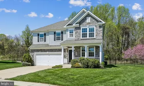 427 Cloverly Forest Dr, Silver Spring, MD 20905