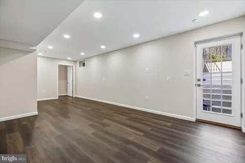 Living - 427 Cloverly Forest Dr, Silver Spring, MD 20905 photo 2 of 2