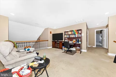 Entry Way - 3700 Glen Eagles Dr, Silver Spring, MD 20906 photo 3 of 3