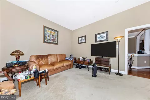 Living - 3700 Glen Eagles Dr, Silver Spring, MD 20906 photo 4 of 4