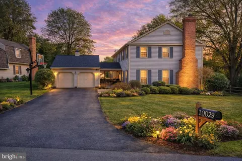 10029 Dellcastle Rd, Montgomery Village, MD 20886