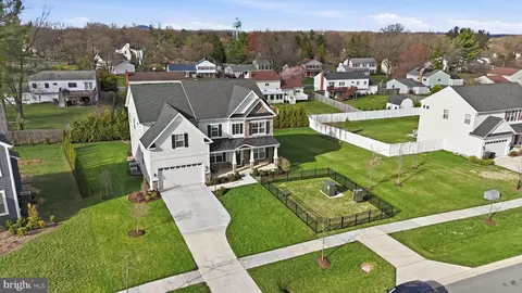 View/Area - 19929 Bodmer Ave, Poolesville, MD 20837 photo 1 of 2