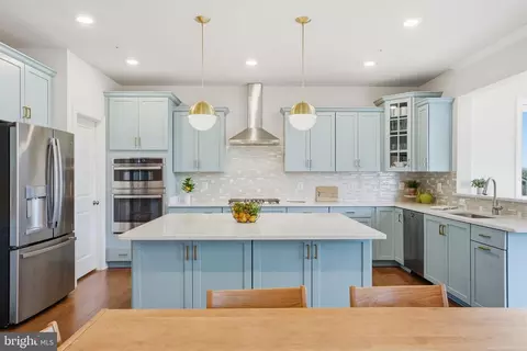 Kitchen - 19929 Bodmer Ave, Poolesville, MD 20837 photo 1 of 4