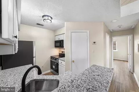Entry Way - 10835 Amherst Ave #C, Silver Spring, MD 20902 photo 2 of 3