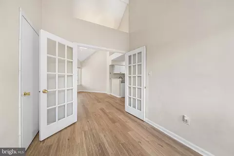 Entry Way - 10835 Amherst Ave #C, Silver Spring, MD 20902 photo 3 of 3