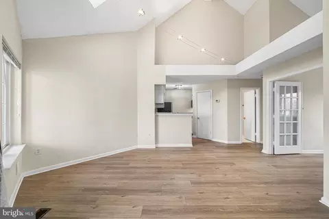 Living - 10835 Amherst Ave #C, Silver Spring, MD 20902 photo 3 of 5
