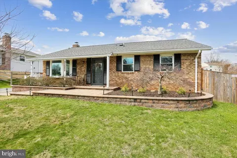 24328 Flamingo Ter, Gaithersburg, MD 20882