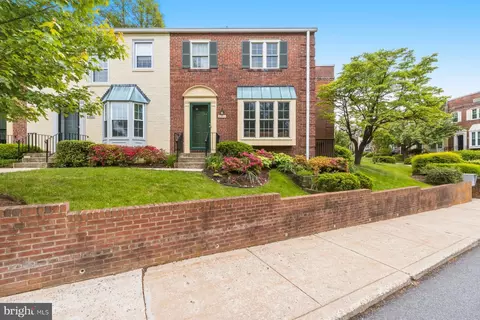 4904 Bradley Blvd #229, Chevy Chase, MD 20815