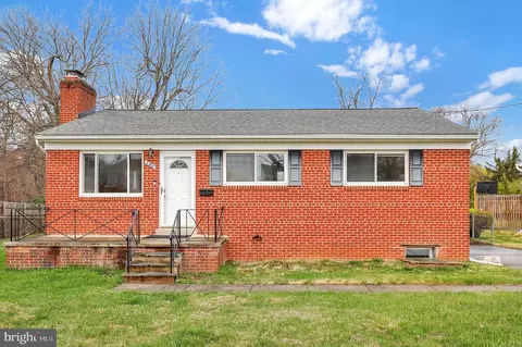 4607 Harlan St, Rockville, MD 20853