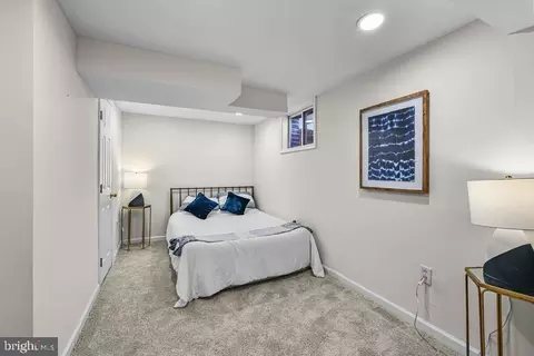 Bedroom - 812 Forest Glen Rd, Silver Spring, MD 20901 photo 9 of 11
