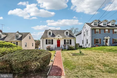 Exterior - 812 Forest Glen Rd, Silver Spring, MD 20901 photo 1 of 11