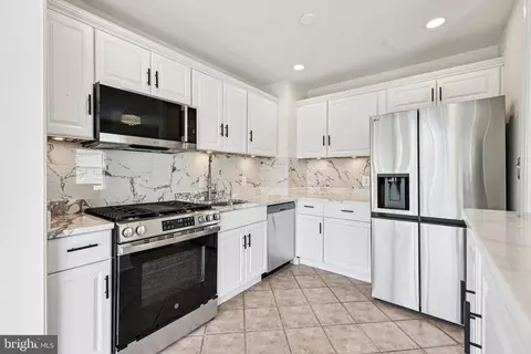 812 Forest Glen Rd, Silver Spring, MD 20901