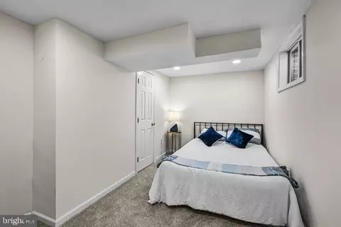 Bedroom - 812 Forest Glen Rd, Silver Spring, MD 20901 photo 10 of 11