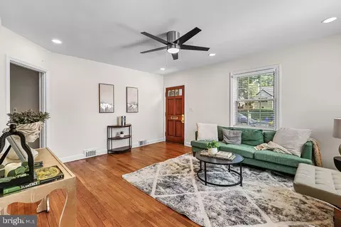 Other - 812 Forest Glen Rd, Silver Spring, MD 20901 photo 2 of 14