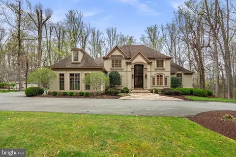 Exterior - 11223 River View Dr, Potomac, MD 20854 photo 4 of 20