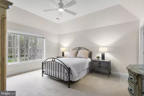 Bedroom - 11223 River View Dr, Potomac, MD 20854 photo 5 of 10