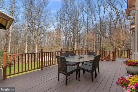 Exterior - 11223 River View Dr, Potomac, MD 20854 photo 11 of 20
