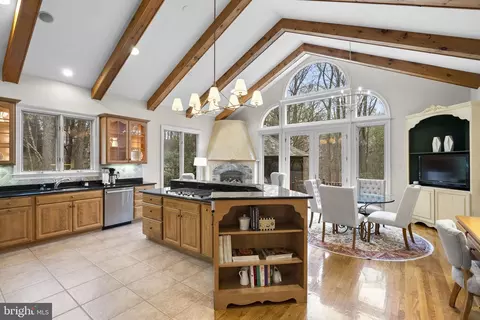 Kitchen - 11223 River View Dr, Potomac, MD 20854 photo 1 of 8