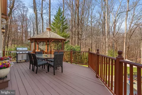Exterior - 11223 River View Dr, Potomac, MD 20854 photo 10 of 20