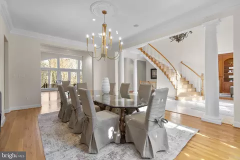 Dining - 11223 River View Dr, Potomac, MD 20854 photo 1 of 5