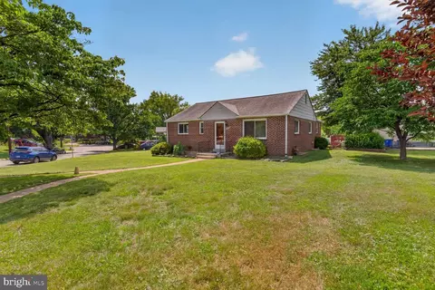 11015 Burnley Ter, Silver Spring, MD 20902
