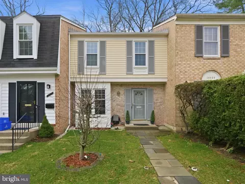 10025 Maple Leaf Dr, Montgomery Village, MD 20886