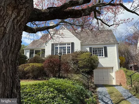 402 Dale Dr, Silver Spring, MD 20910