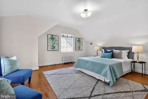 Bedroom - 402 Dale Dr, Silver Spring, MD 20910 photo 1 of 4
