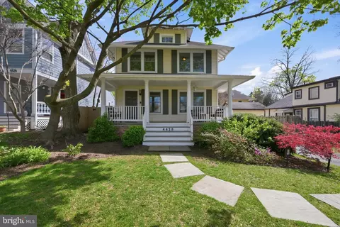 4428 Stanford St, Chevy Chase, MD 20815