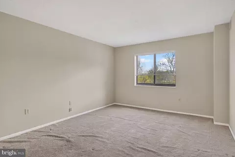 Bedroom - 15115 Interlachen Dr #3-521, Silver Spring, MD 20906 photo 2 of 3