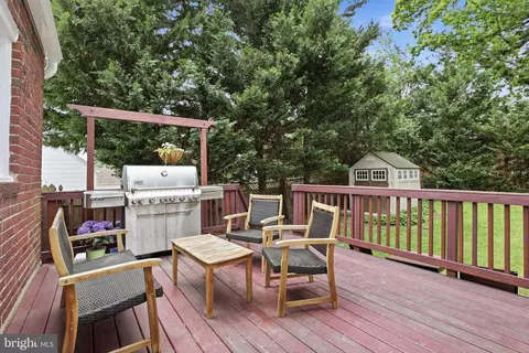 Exterior - 10510 Hayes Ave, Silver Spring, MD 20902 photo 6 of 9