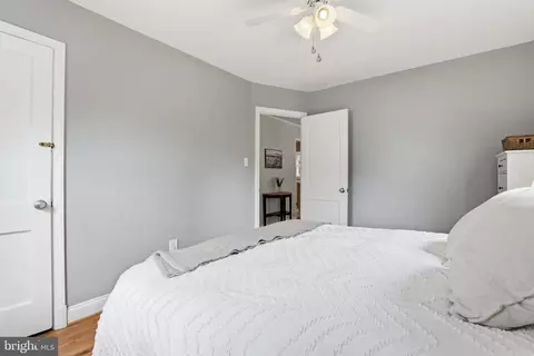 Bedroom - 10510 Hayes Ave, Silver Spring, MD 20902 photo 2 of 3