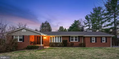 1800 Gayfields Dr, Silver Spring, MD 20906