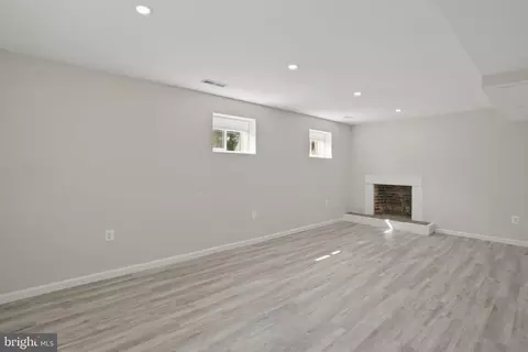 Living - 1800 Gayfields Dr, Silver Spring, MD 20906 photo 10 of 10
