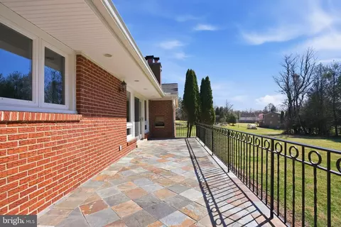 Exterior - 1800 Gayfields Dr, Silver Spring, MD 20906 photo 6 of 10