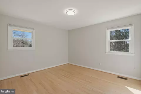 Bedroom - 1800 Gayfields Dr, Silver Spring, MD 20906 photo 4 of 7